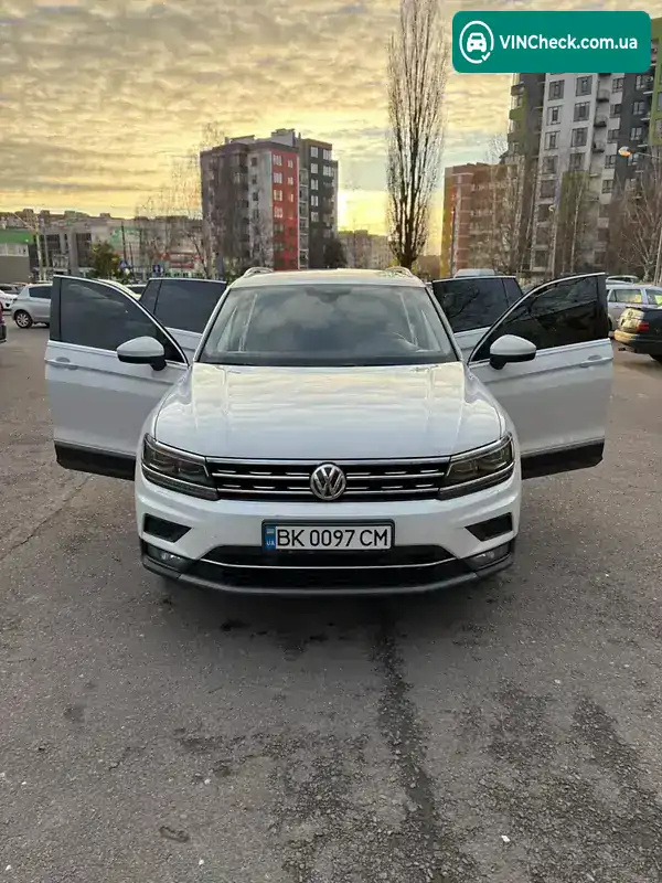 Volkswagen Tiguan 2019, фото з оголошення 1 з 21, VIN WVGZZZ5NZLW830100