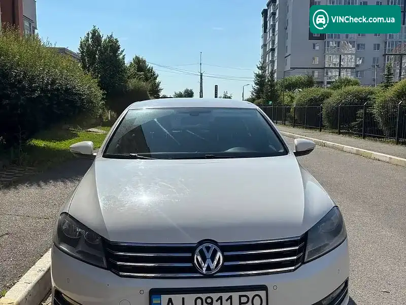 Volkswagen Passat 2013, фото з оголошення 2 з 13, VIN WVWZZZ3CZEP009899