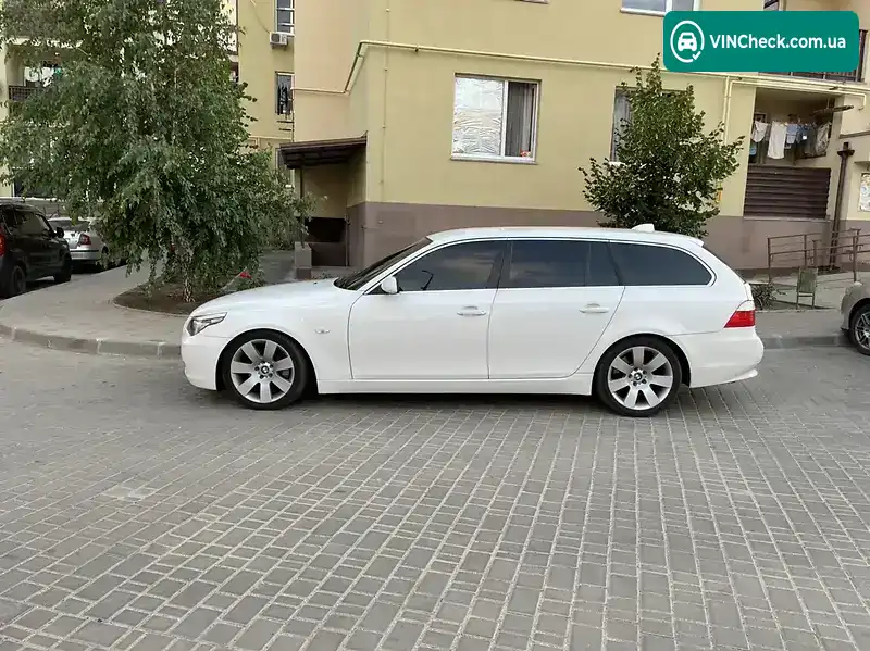 BMW 5 Series 2007, фото з оголошення 2 з 20, VIN WBAPX91020CU58728
