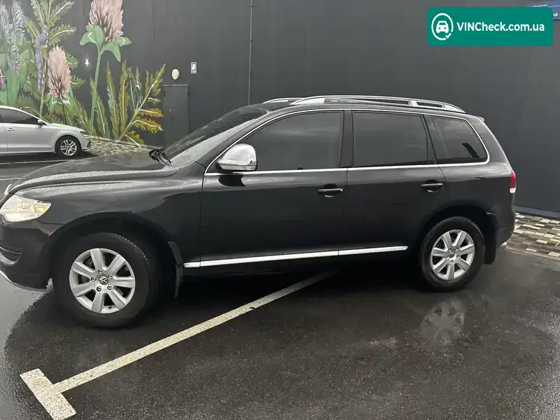 Volkswagen Touareg 2008, фото з оголошення 2 з 14, VIN WVGZZZ7LZ8Z001284