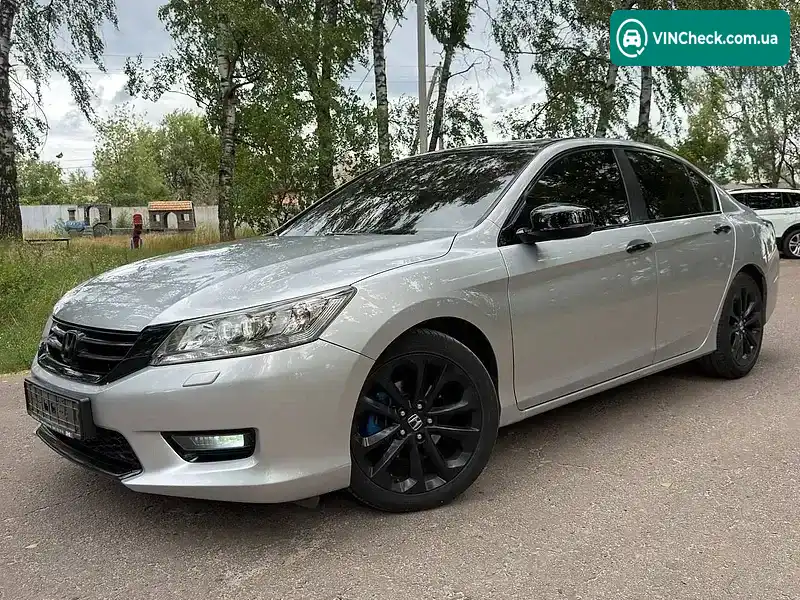 Honda Accord 2013, фото з оголошення 1 з 20, VIN 1HGCR2650DA705354