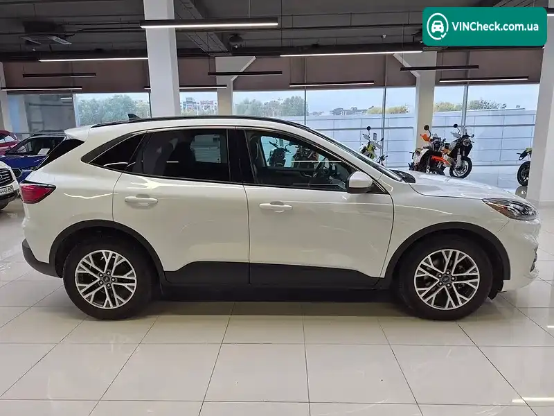 Ford Escape 2022, фото з оголошення 2 з 20, VIN 1FMCU0CZXNUA86456