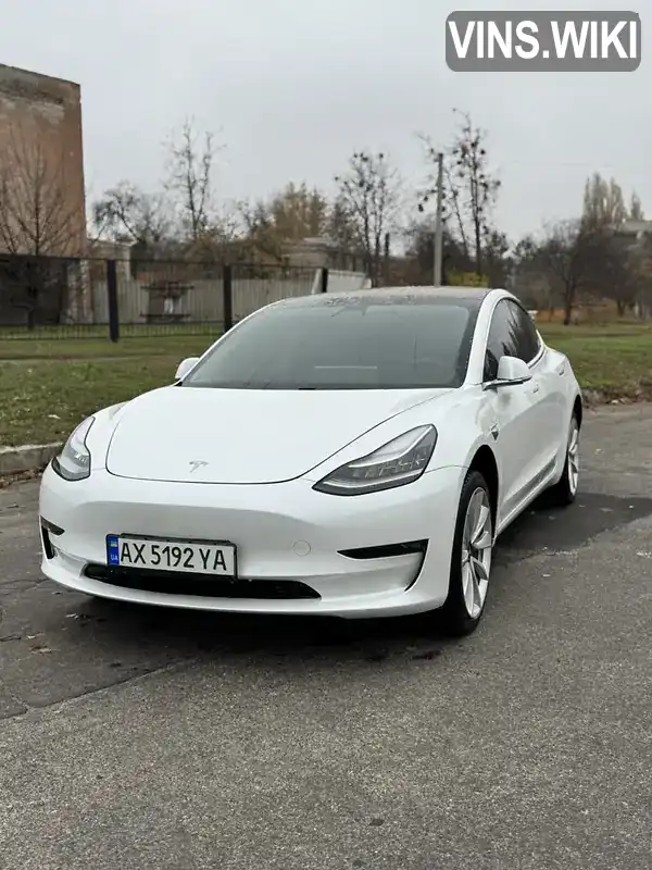 Tesla Model 3 2018, фото з оголошення 1 з 10, VIN 5YJ3E1EB2JF151262