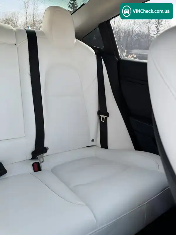 Tesla Model 3 2022, фото з оголошення 2 з 20, VIN 5YJ3E1EA4NF358264