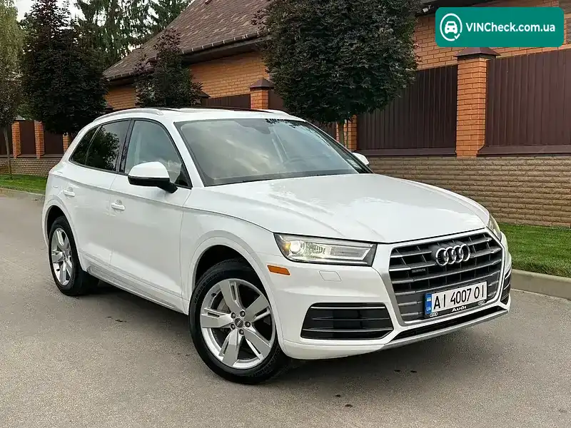 Audi Q5 2017, фото з оголошення 1 з 10, VIN WA1ANAFY4J2004416