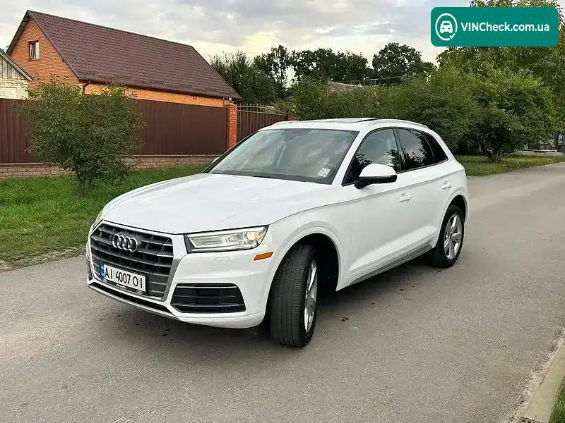 Audi Q5 2017, фото з оголошення 2 з 10, VIN WA1ANAFY4J2004416