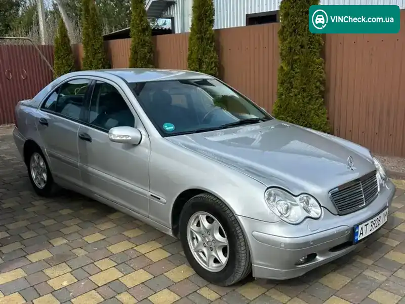 Mercedes-Benz C-Class 2004, фото з оголошення 1 з 15, VIN WDB2030421F548441