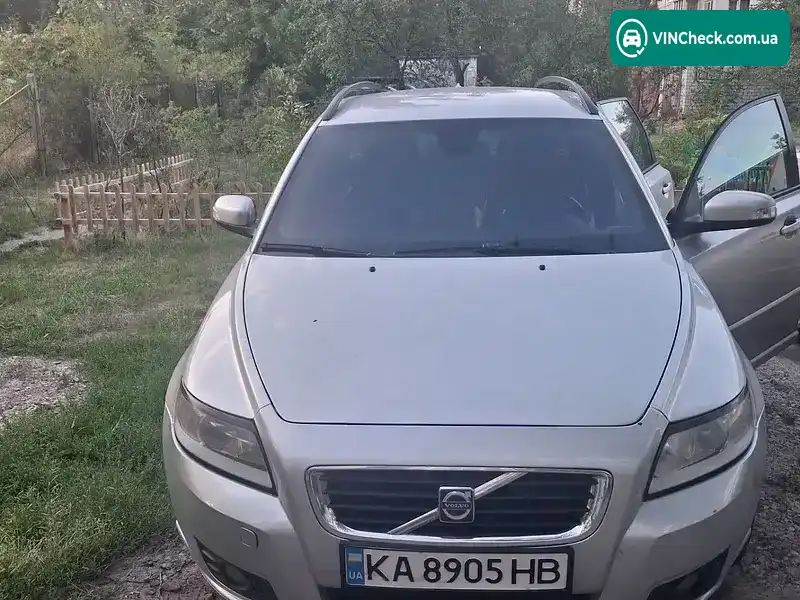 Volvo V50 2008, фото з оголошення 1 з 12, VIN YV1MW765282411142