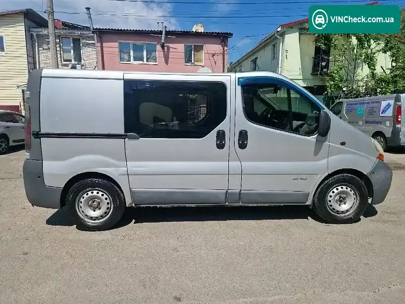 Renault Trafic 2005, фото з оголошення 2 з 9, VIN VF1FLGDA64V202045