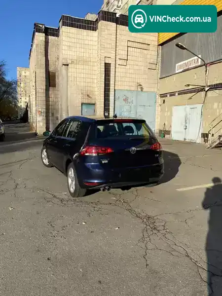 Volkswagen Golf 2017, фото з оголошення 2 з 20, VIN 3VW117AU4HM070375