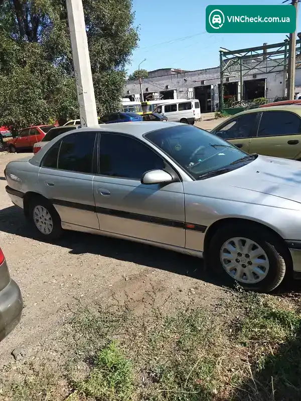 Opel Omega 1998, фото з оголошення 1 з 11, VIN W0L0VBM69W1132727