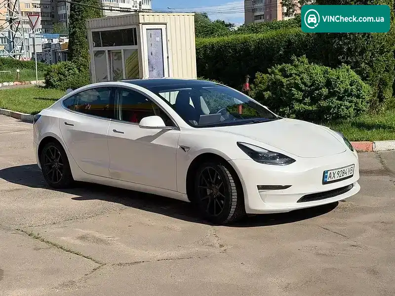 Tesla Model 3 2020, фото з оголошення 2 з 21, VIN 5YJ3E1EBXLF636929