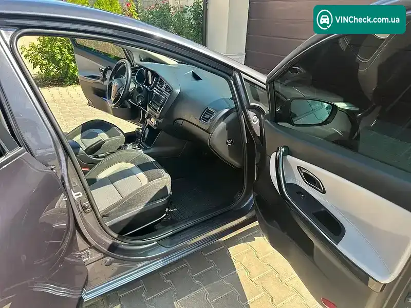 Kia Ceed 2014, фото з оголошення 2 з 15, VIN U5YHN516BFL163319