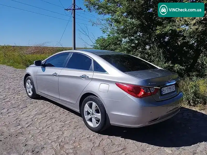 Hyundai Sonata 2011, фото з оголошення 2 з 10, VIN KMHEC41CBBA263483