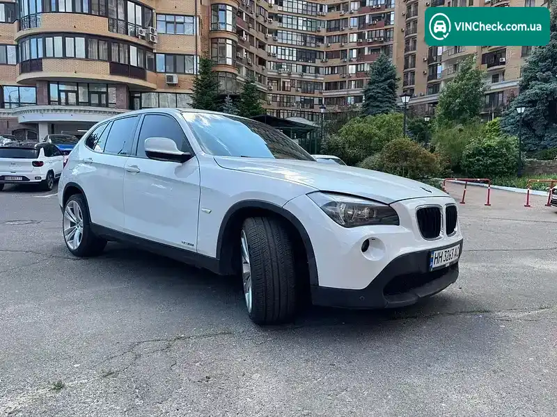 BMW X1 2011, фото з оголошення 1 з 19, VIN WBAVL31020VN98413