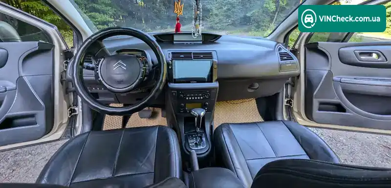 Citroen C4 2006, фото з оголошення 2 з 20, VIN VF7LCNFUF74413392