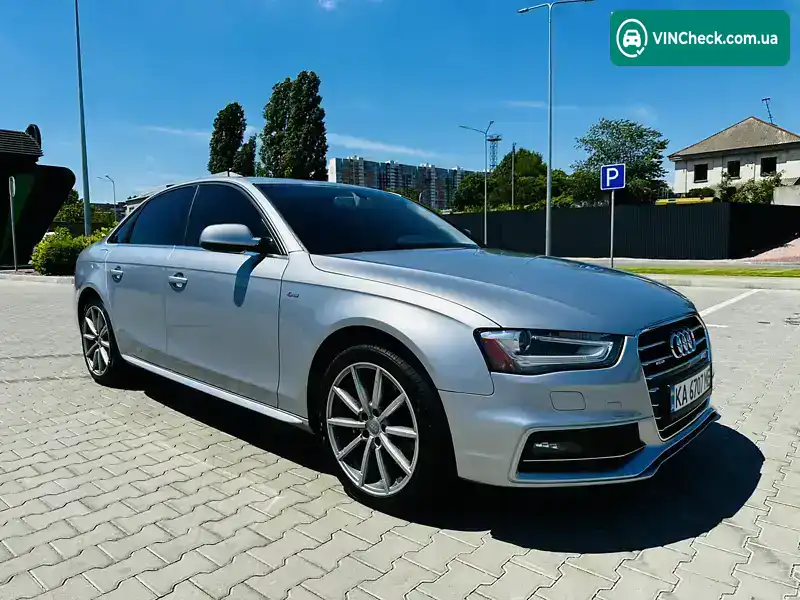 Audi A4 2015, фото з оголошення 1 з 21, VIN WAUFFAFL3GN008314