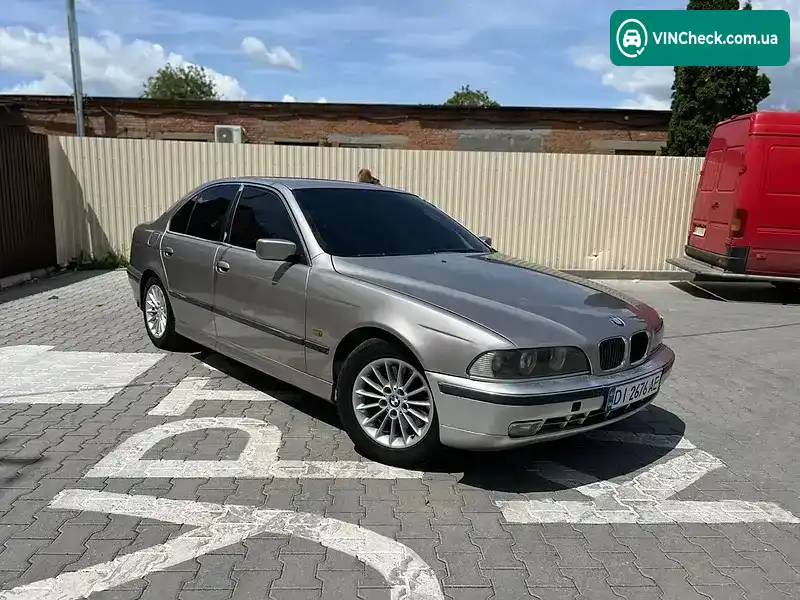 BMW 5 Series 2000, фото з оголошення 1 з 17, VIN WBADN21020GR71132
