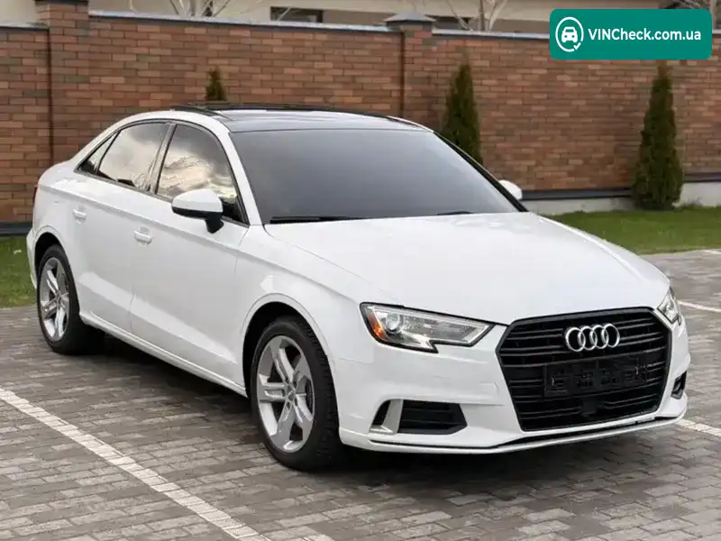 Audi A3 2017, фото з оголошення 1 з 21, VIN WAUAUGFF6J1036555