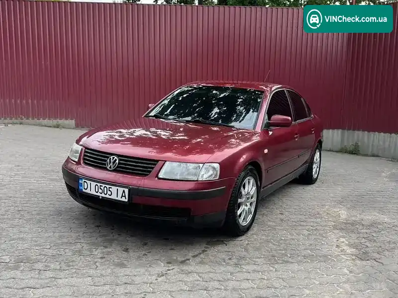 Volkswagen Passat 1999, фото з оголошення 1 з 12, VIN WVWZZZ3BZXE447457