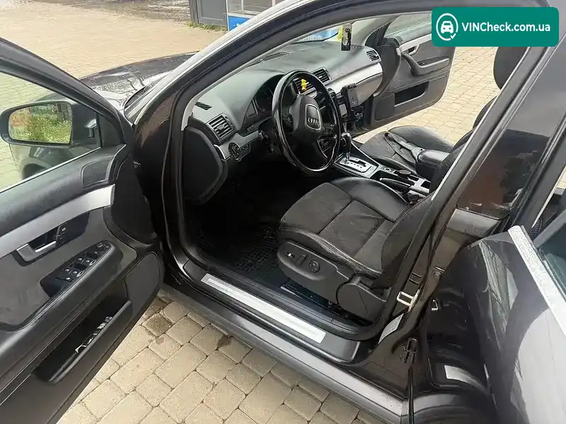 Audi A4 2006, фото з оголошення 2 з 21, VIN WAUZZZ8E07A093475