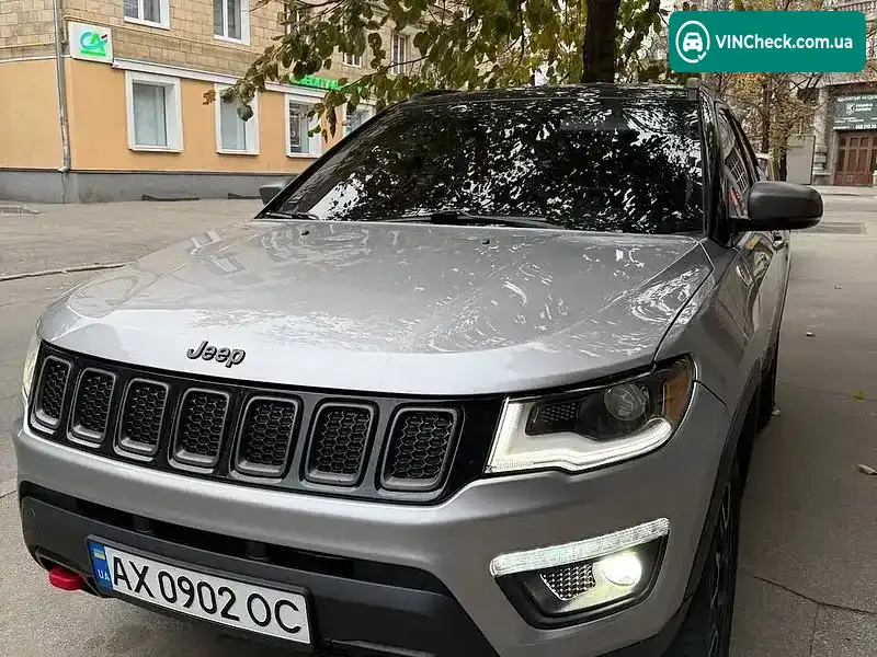 Jeep Compass 2018, фото з оголошення 1 з 20, VIN 3C4NJDDB7KT618024