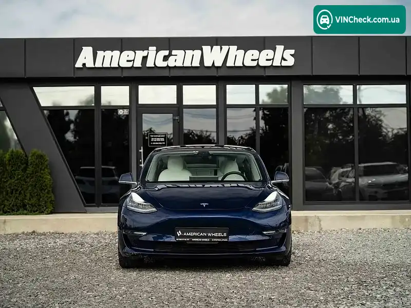 Tesla Model 3 2018, фото з оголошення 2 з 20, VIN 5YJ3E1EB7JF074176