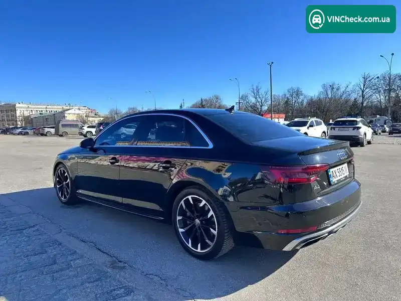 Audi A4 2019, фото з оголошення 2 з 21, VIN WAUENAF42KA111604