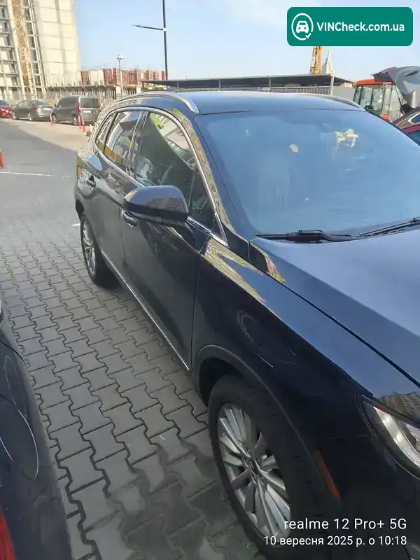 Lincoln MKC 2018, фото з оголошення 2 з 10, VIN 5LMCJ1D90KUL03955