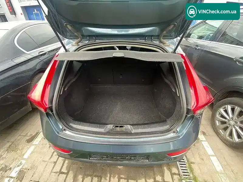 Volvo V40 2013, фото з оголошення 1 з 20, VIN YV1MV8481D2034456
