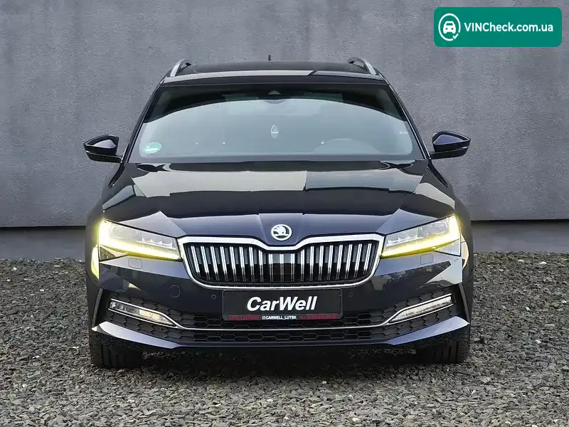 Skoda Superb 2019, фото з оголошення 2 з 20, VIN TMBJJ7NP4L7015967