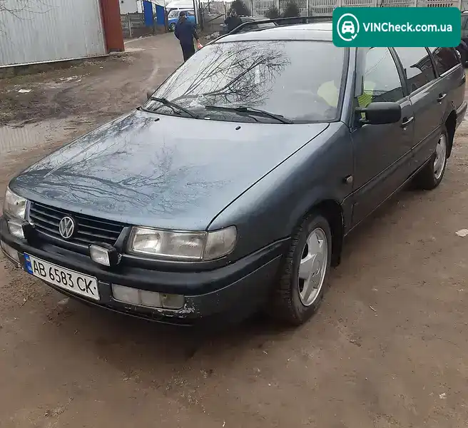 Volkswagen Passat 1995, фото з оголошення 2 з 18, VIN WVWZZZ3AZSE032559