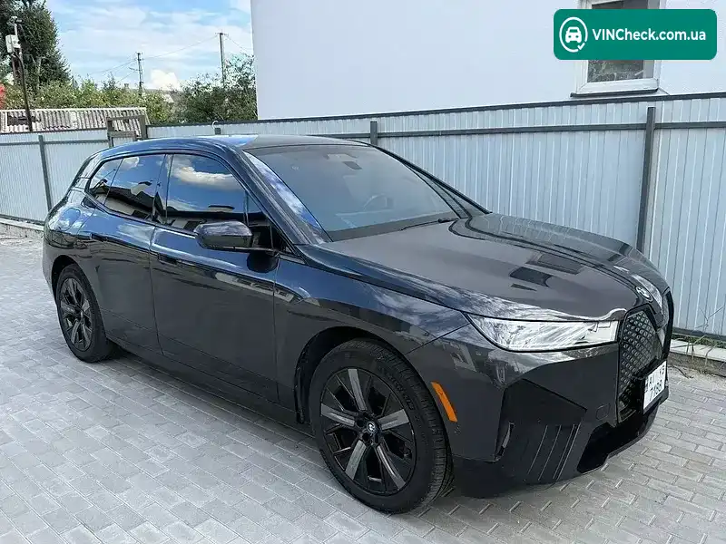 BMW iX 2023, фото з оголошення 2 з 20, VIN WB523CF02RCR19806