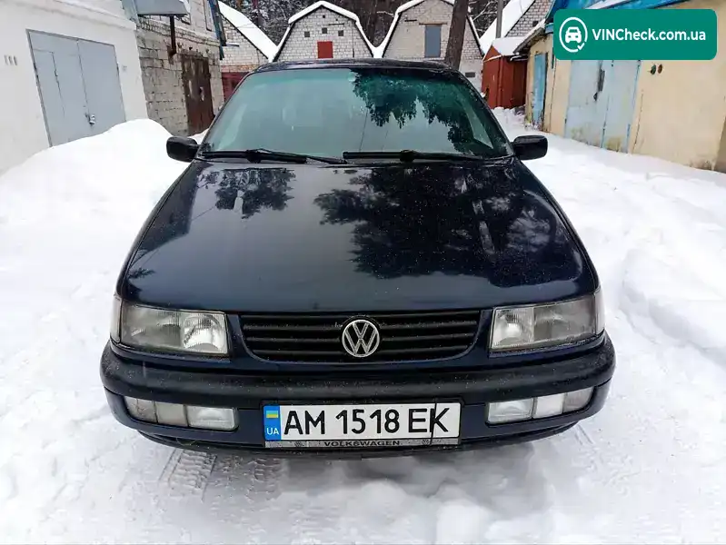 Volkswagen Passat 1994, фото з оголошення 2 з 21, VIN WVWZZZ3AZRE198361