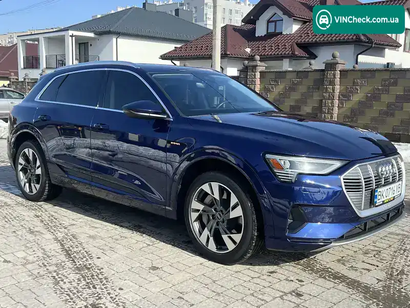 Audi e-tron 2021, фото з оголошення 2 з 21, VIN WA1AAAGE9MB023564