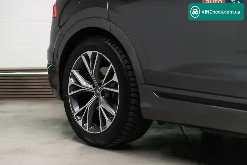 Audi Q8 2019, фото з оголошення 2 з 21, VIN WAUZZZF12KD042311