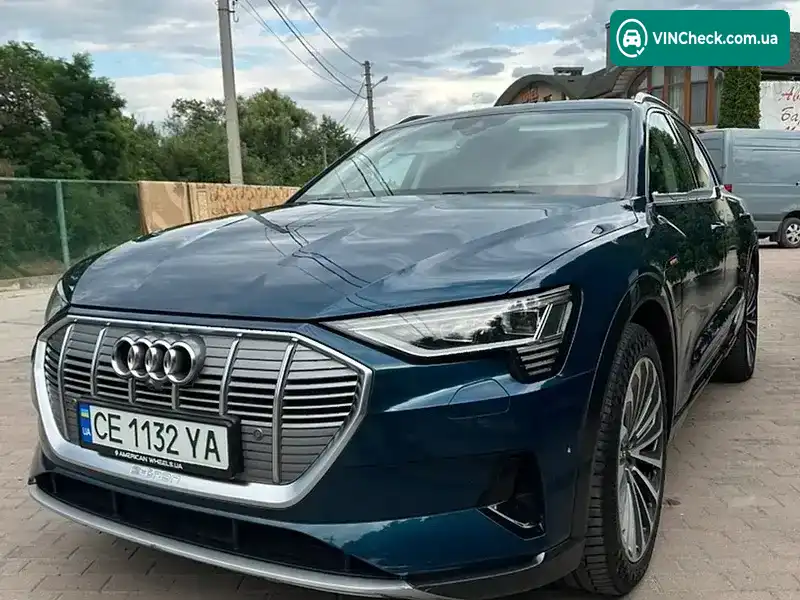 Audi e-tron 2019, фото з оголошення 2 з 20, VIN WAUZZZGE9KB017449