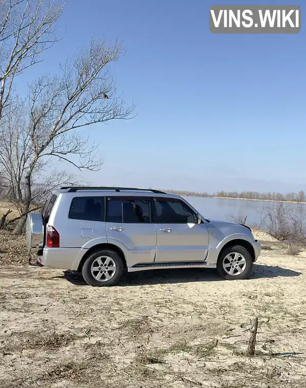 Mitsubishi Pajero 2005, фото з оголошення 2 з 6, VIN JMBLYV75W6J000109