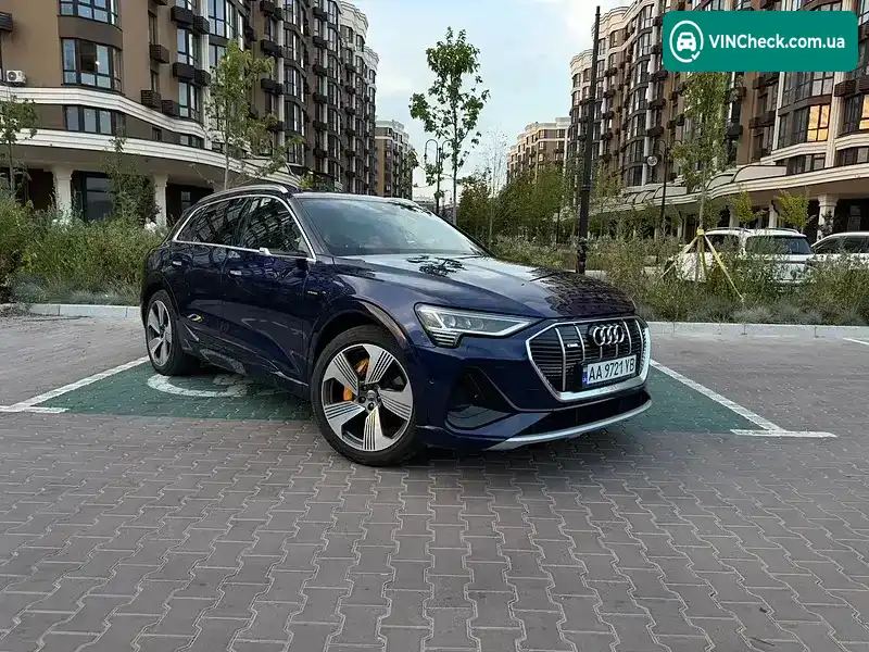Audi e-tron 2020, фото з оголошення 1 з 20, VIN WAUZZZGE3LB011633