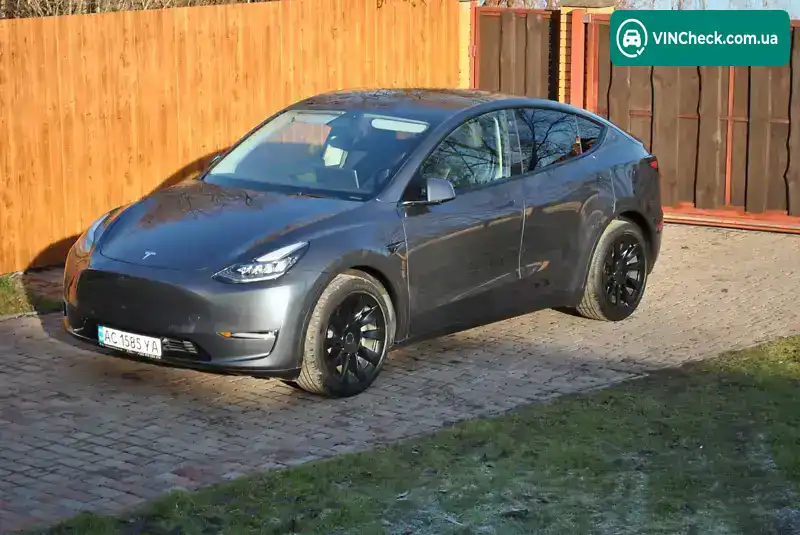 Tesla Model Y 2022, фото з оголошення 1 з 21, VIN 7SAYGDEE5NF375095