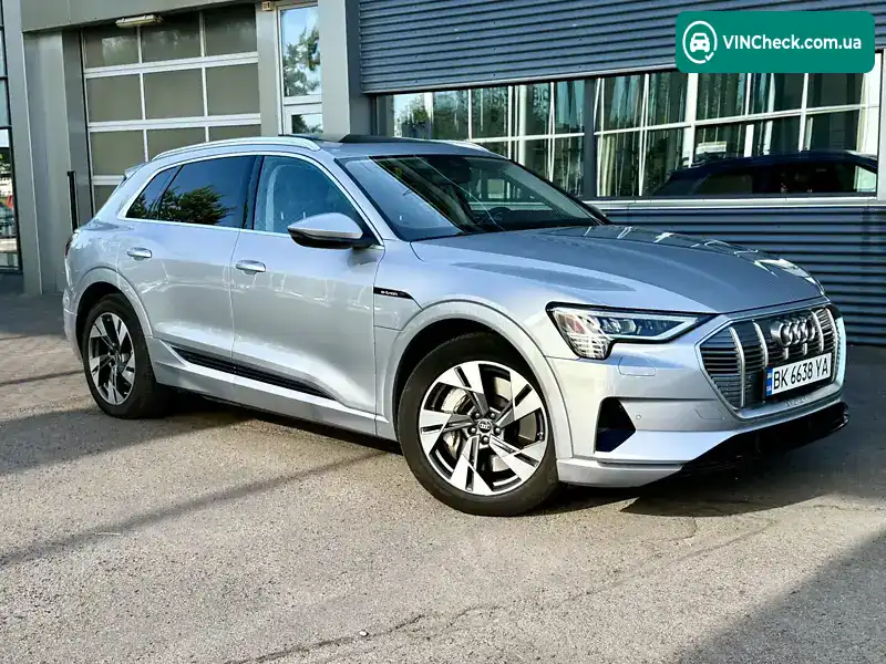 Audi e-tron 2022, фото з оголошення 1 з 20, VIN WA1AAAGE9NB023971