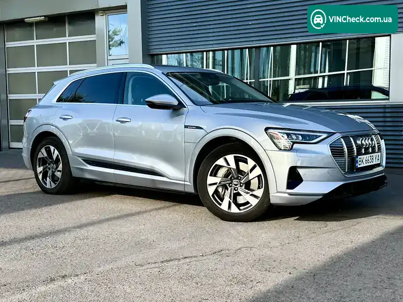Audi e-tron 2022, фото з оголошення 2 з 20, VIN WA1AAAGE9NB023971