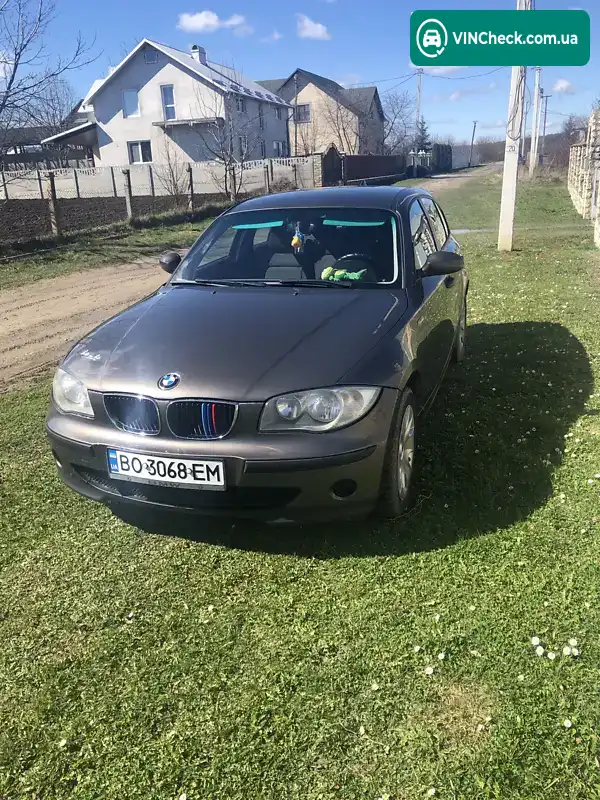 BMW 1 Series 2006, фото з оголошення 1 з 10, VIN WBAUF31070PY25120