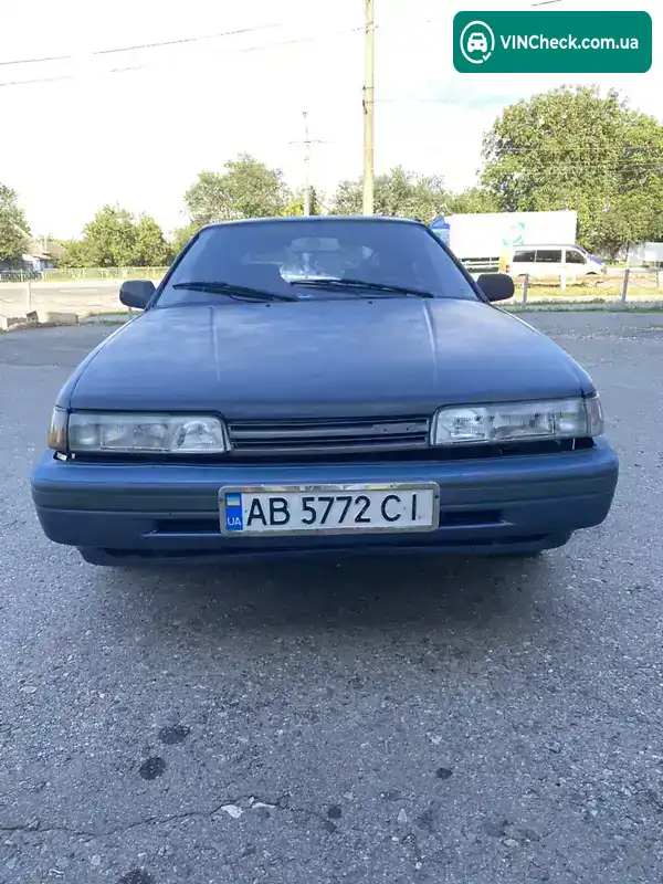 Mazda 626 1990, фото з оголошення 2 з 20, VIN JMZGD148201612655