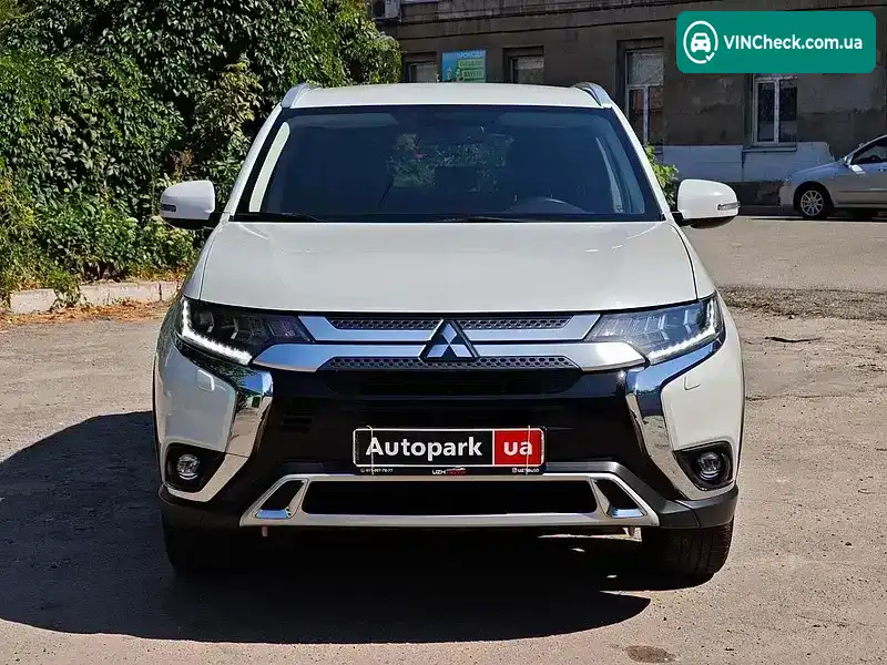 Mitsubishi Outlander 2021, фото з оголошення 2 з 20, VIN JMBXTGF3WLZ001385