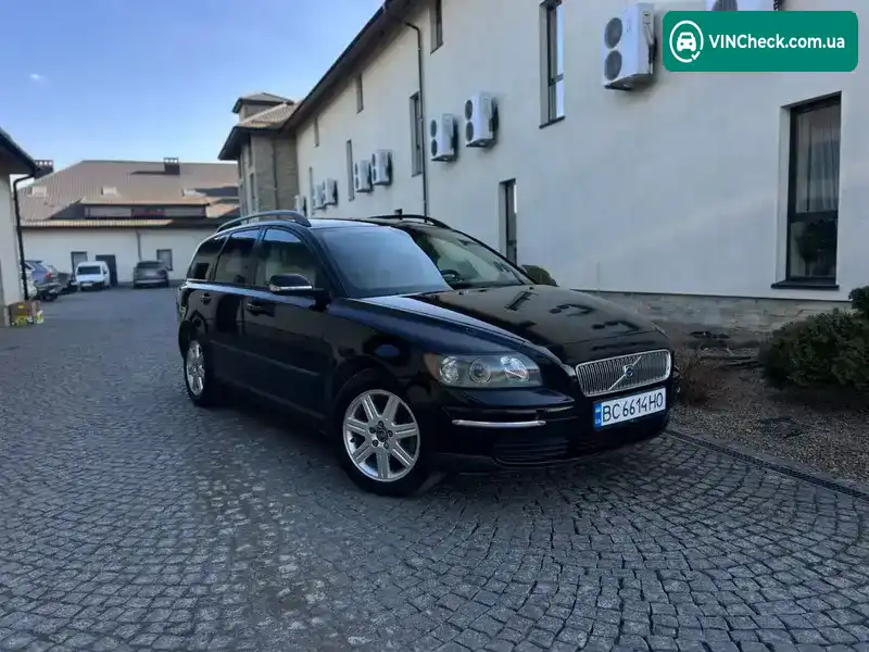 Volvo V50 2004, фото з оголошення 2 з 20, VIN YV1MW753152081450