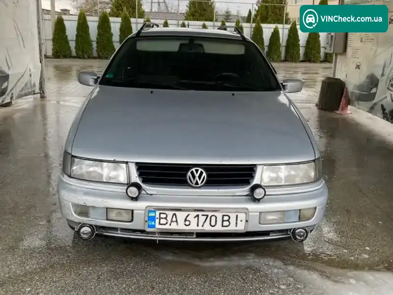 Volkswagen Passat 1994, фото з оголошення 2 з 12, VIN WVWZZZ3AZSE080977
