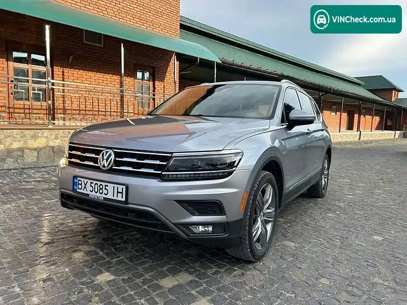 Volkswagen Tiguan 2019, фото з оголошення 1 з 20, VIN 3VV2B7AX6LM021929