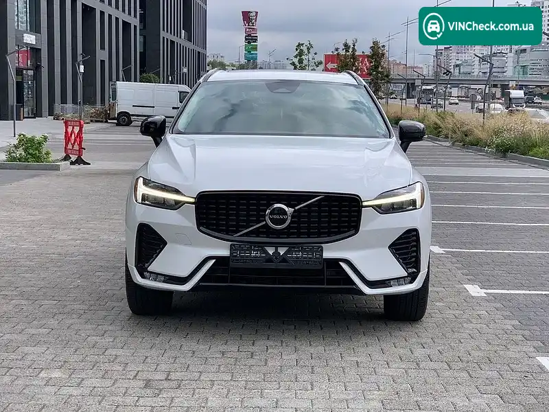 Volvo XC60 2023, фото з оголошення 2 з 20, VIN YV4L12RK5R1715757