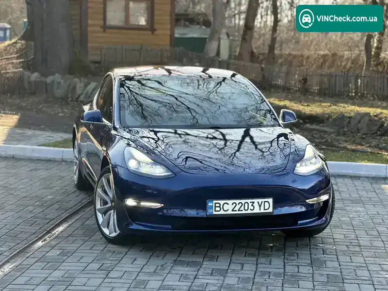 Tesla Model 3 2018, фото з оголошення 2 з 21, VIN 5YJ3E1EA9JF164405